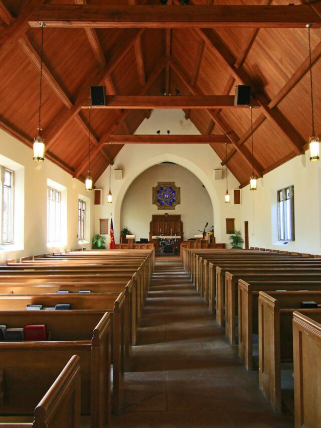 7 Things You Should Never Do in a Church